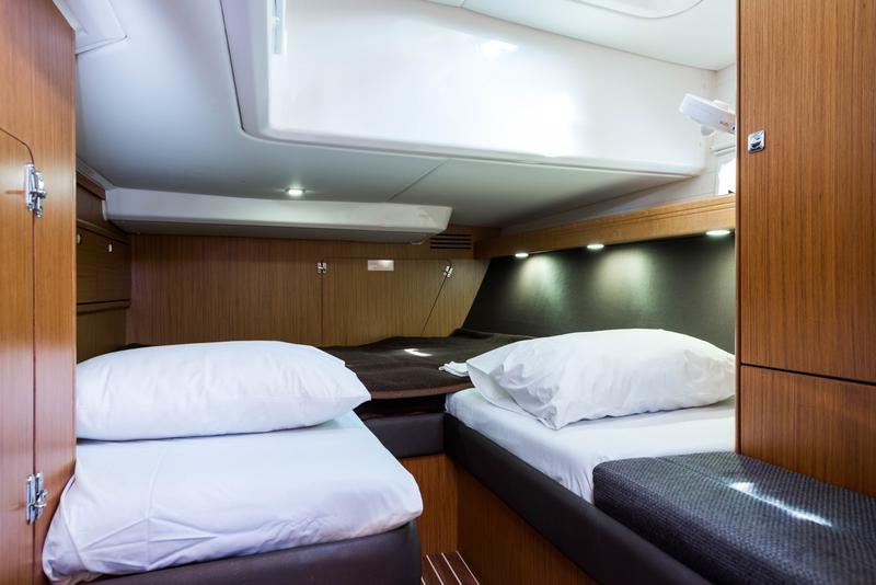 Book yachts online - sailboat - Bavaria Cruiser 56 - Breathless - A/C &amp; Generator - rent