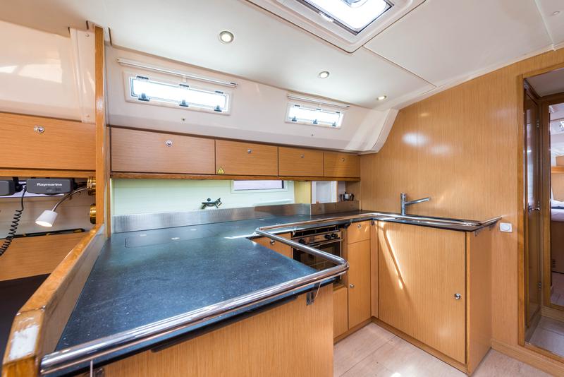 Book yachts online - sailboat - Bavaria Cruiser 50 - Altair - Bow &amp; Solar - rent