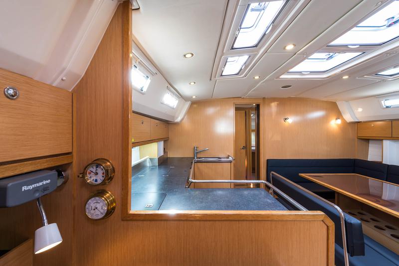 Book yachts online - sailboat - Bavaria Cruiser 50 - Altair - Bow &amp; Solar - rent