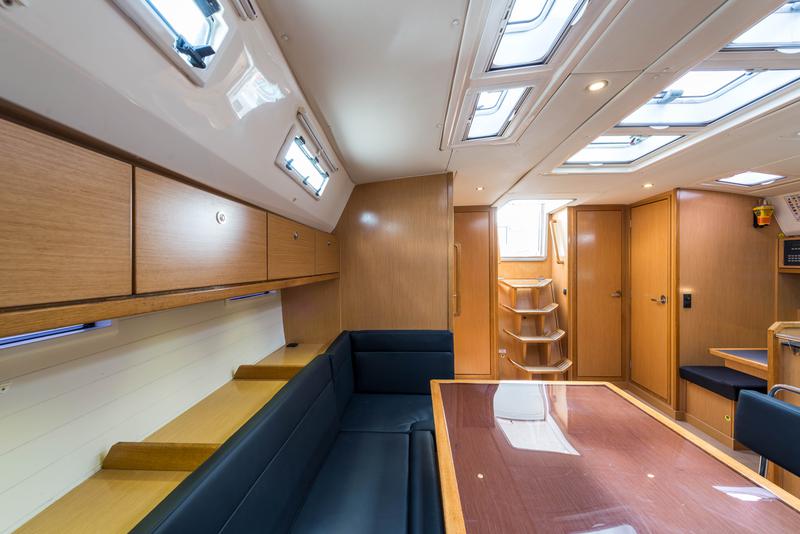 Book yachts online - sailboat - Bavaria Cruiser 50 - Altair - Bow &amp; Solar - rent