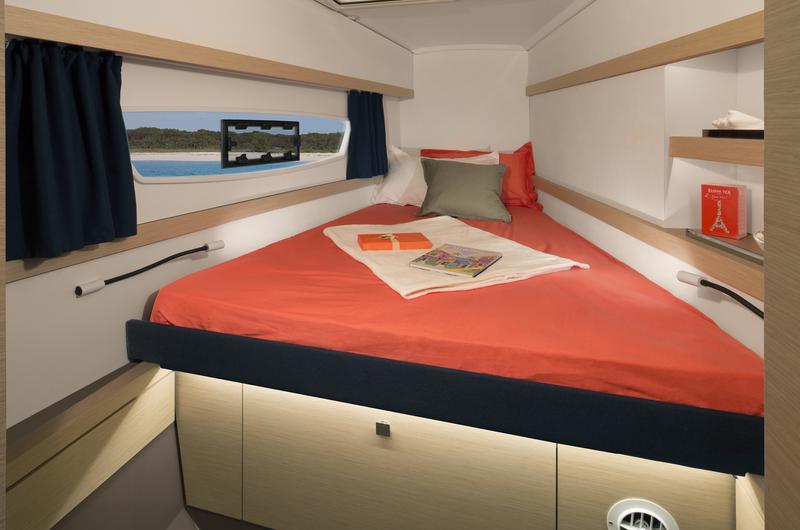 Book yachts online - catamaran - Lucia 40 (4cab./4 hds) - Lucia's Dream - rent