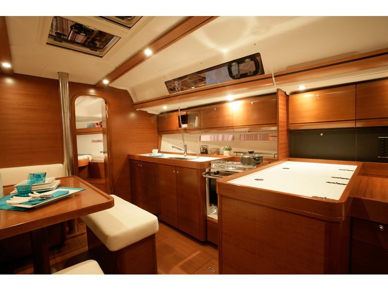 Book yachts online - sailboat - Dufour 405 RM - Kroya I - rent