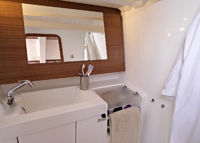 Book yachts online - sailboat - Dufour 375 - Lilly III  - rent