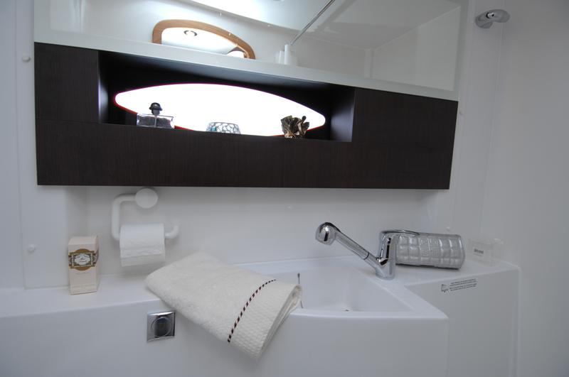 Book yachts online - catamaran - Salina 48 - Lydia I - rent