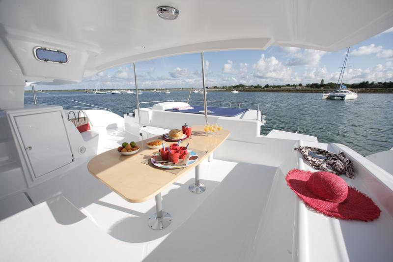 Book yachts online - catamaran - Salina 48 - Lydia I - rent