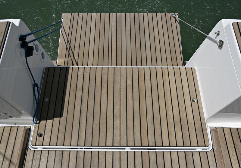 Book yachts online - sailboat - Dufour 375 - Caretta - rent
