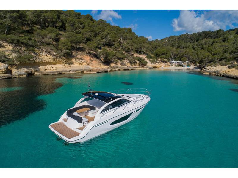 Book yachts online - motorboat - Sessa C38 - Wiki II - rent