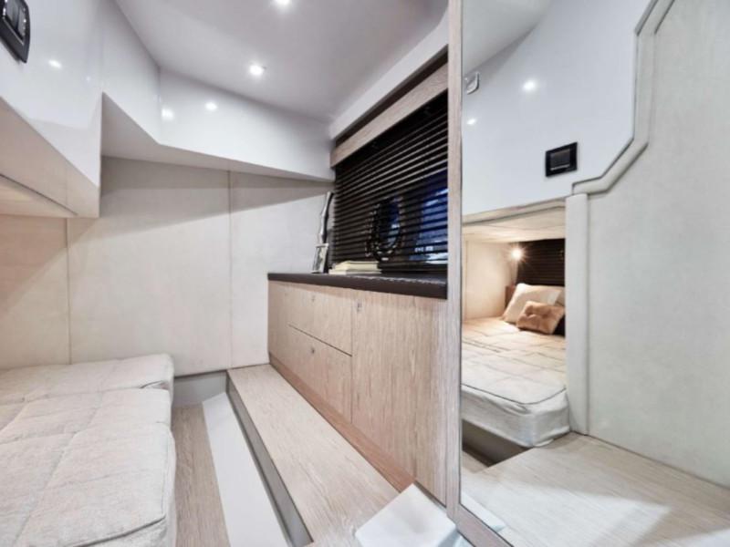 Book yachts online - motorboat - Sessa C38 - Wiki II - rent