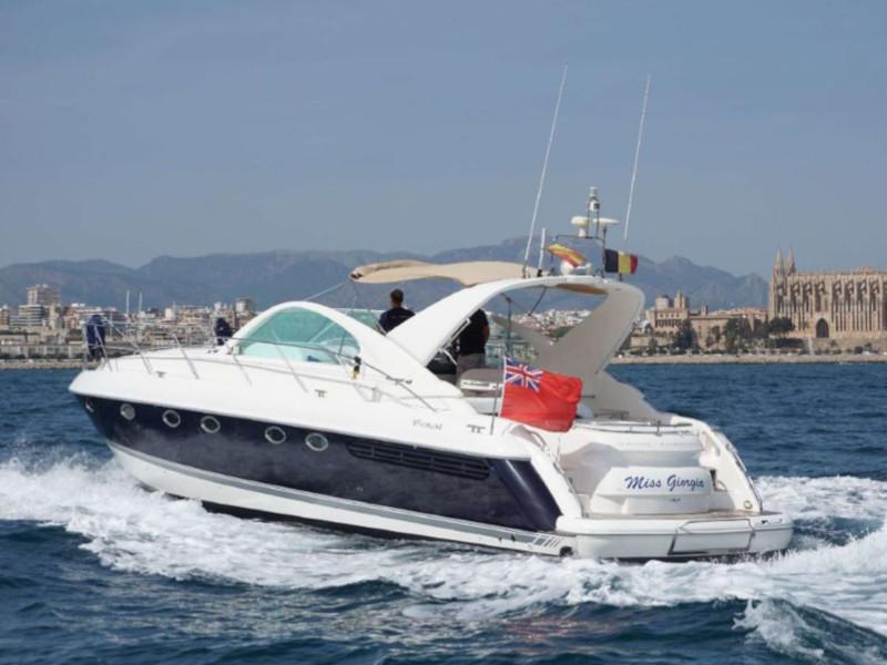 Book yachts online - motorboat - Targa 48 - Miss Georgia - rent