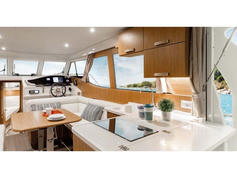 Book yachts online - motorboat - Greenline Hybrid 33 - List - rent