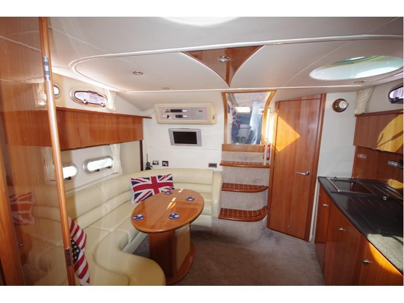 Book yachts online - motorboat - Sealine SC 38 - White Lightening - rent