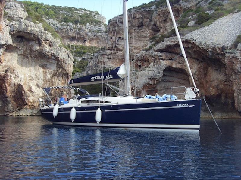 Book yachts online - sailboat - Elan 410 performance - Arianna - rent