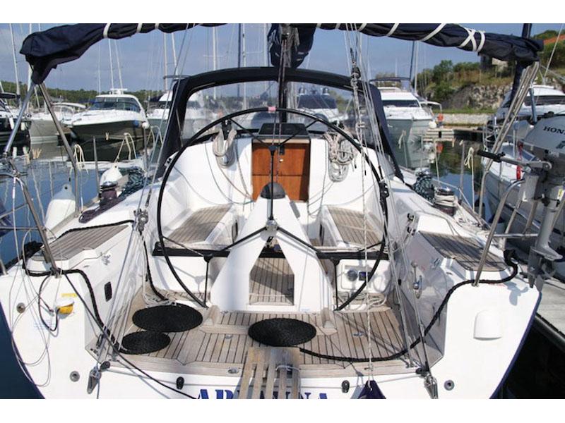 Book yachts online - sailboat - Elan 410 performance - Arianna - rent