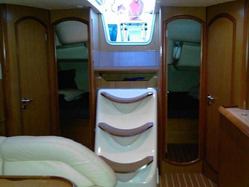 Book yachts online - sailboat - Sun Odyssey 45 - Vega (former Nena) - rent
