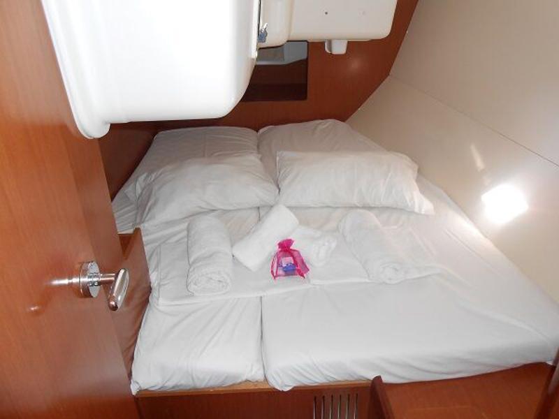 Book yachts online - sailboat - Oceanis 37 - Tamelos - rent