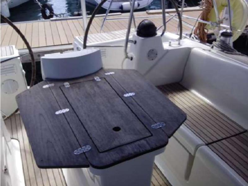 Book yachts online - sailboat - Bavaria 46 Cruiser - Chloe - rent