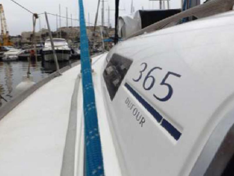 Book yachts online - sailboat - Dufour 365 - Skiros - rent