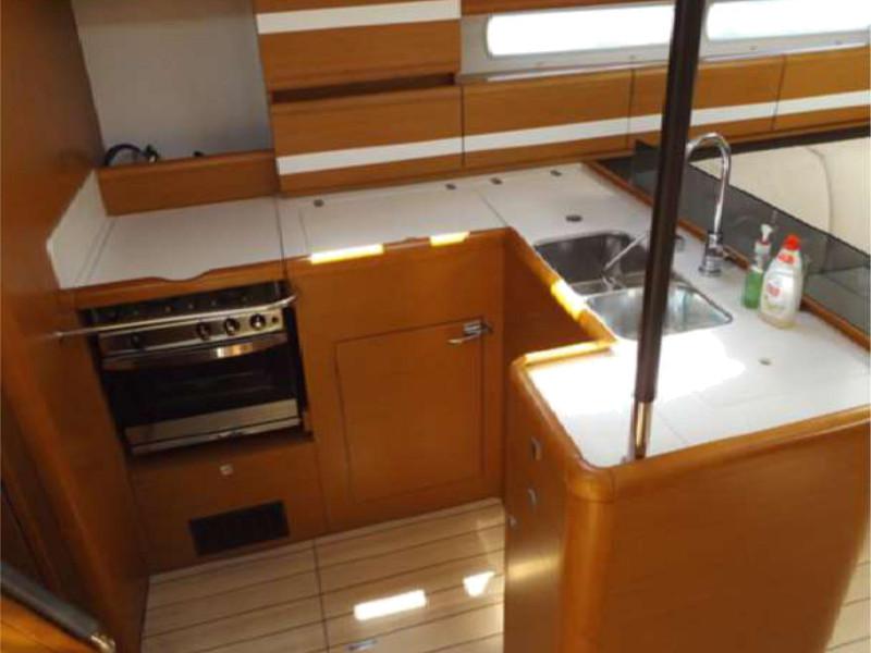Book yachts online - sailboat - Jeanneau 53 - Big Fella Thanks - rent