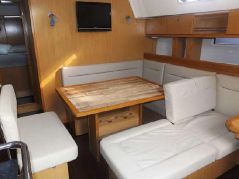 Book yachts online - sailboat - Bavaria Cruiser 45 - Moonmist - rent