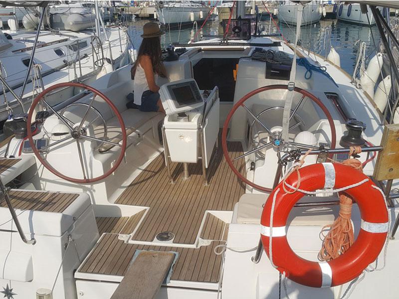 Book yachts online - sailboat - Sun Odyssey 409 - INVINCIBLE II - rent