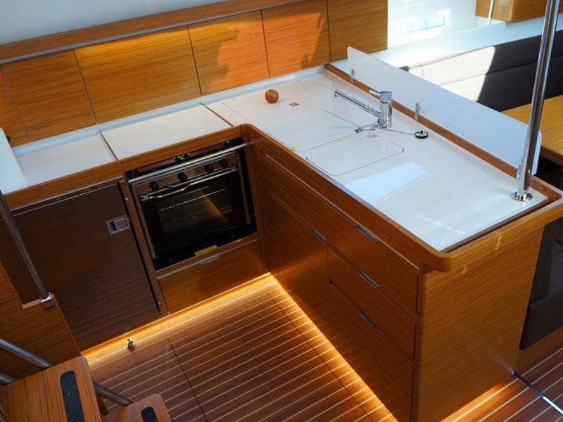 Book yachts online - sailboat - Elan 45 Impression - Thetis - rent