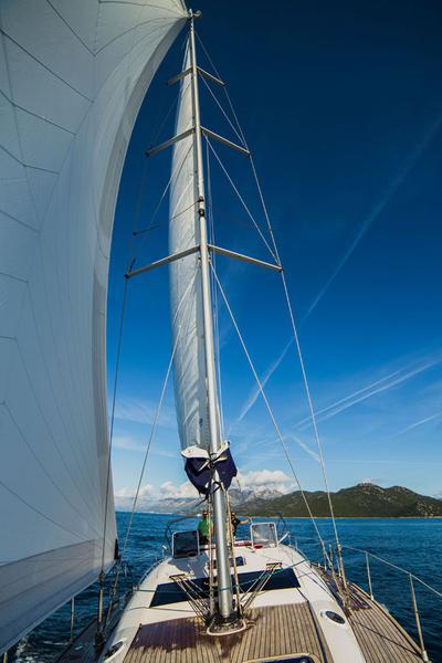 Book yachts online - sailboat - Elan Impression 514 - Cesarica III - rent