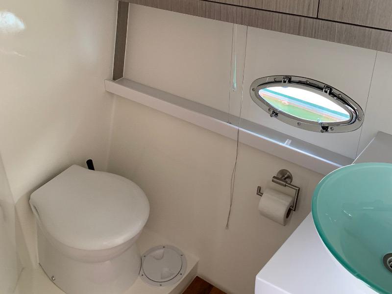 Book yachts online - motorboat - Mirakul 40 HT - Veronique - rent