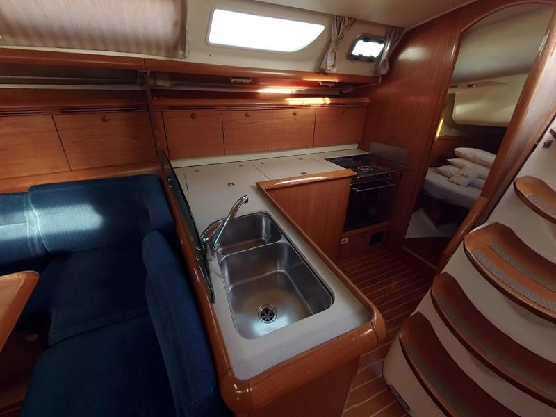 Book yachts online - sailboat - Sun Odyssey 43 - SUNO - rent