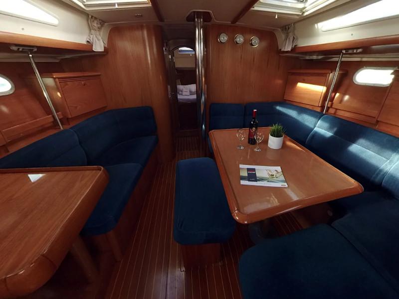 Book yachts online - sailboat - Sun Odyssey 43 - SUNO - rent