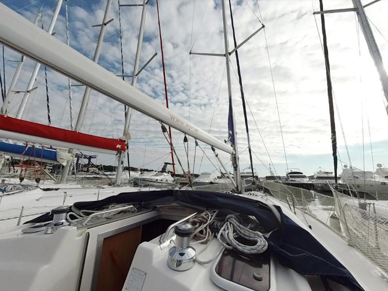 Book yachts online - sailboat - Bavaria 39 Cruiser - RO-LU - rent