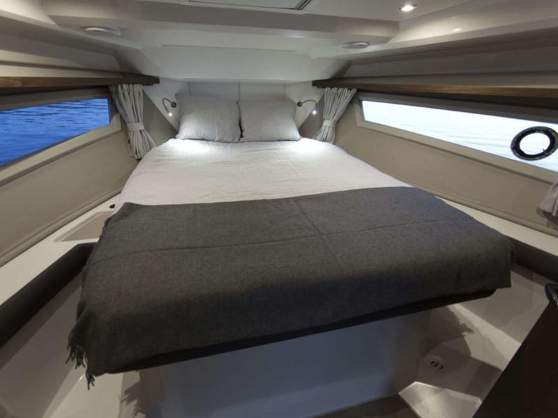 Book yachts online - motorboat - Grandezza 37 CA - KRISTINA - rent