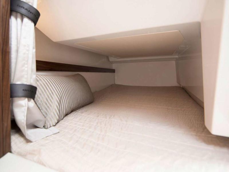 Book yachts online - motorboat - Grandezza 28 0C - BASILEIA 2 - rent