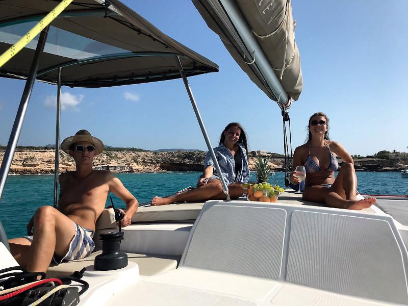 Book yachts online - catamaran - Bali 4.0 - DAENERYS - rent