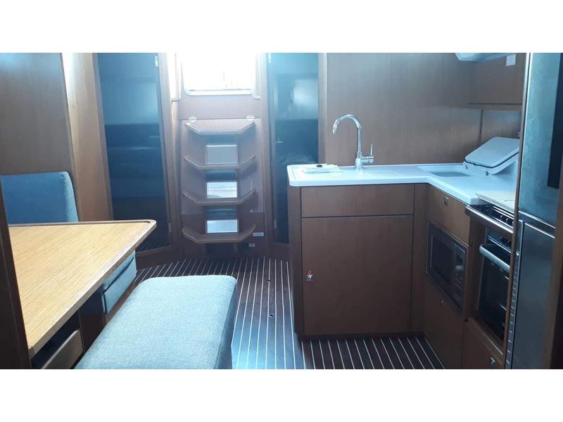Book yachts online - sailboat - Bavaria Cruiser 46 Style - Pinot Gris - rent
