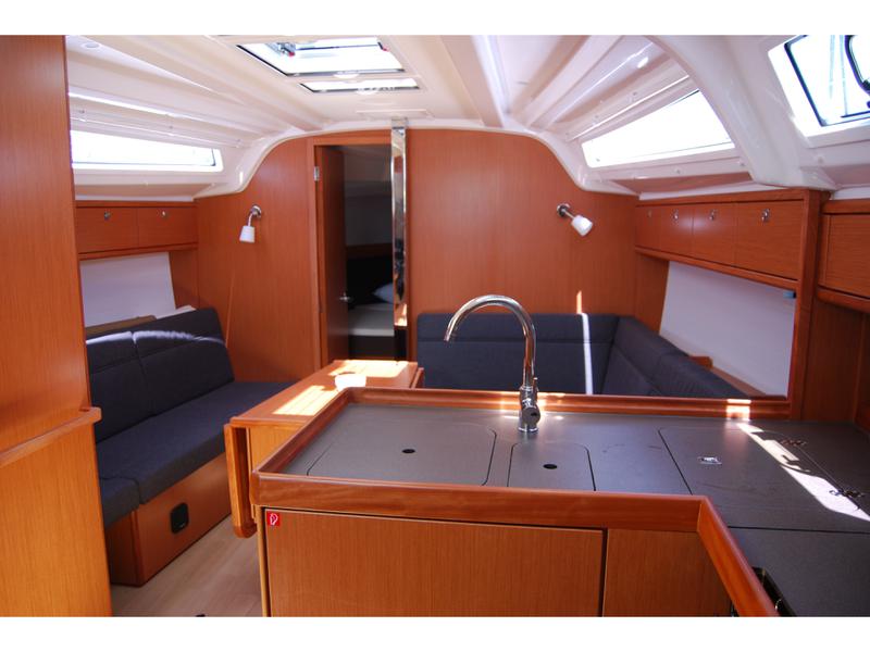 Book yachts online - sailboat - Bavaria Cruiser 37 - Demir San - rent
