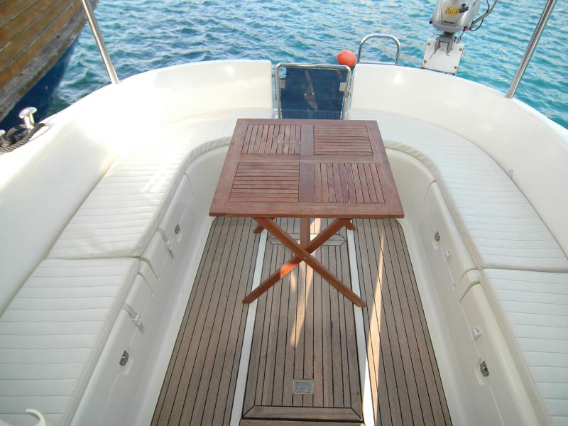 Book yachts online - motorboat - Adria 1002 - Fjaka - rent