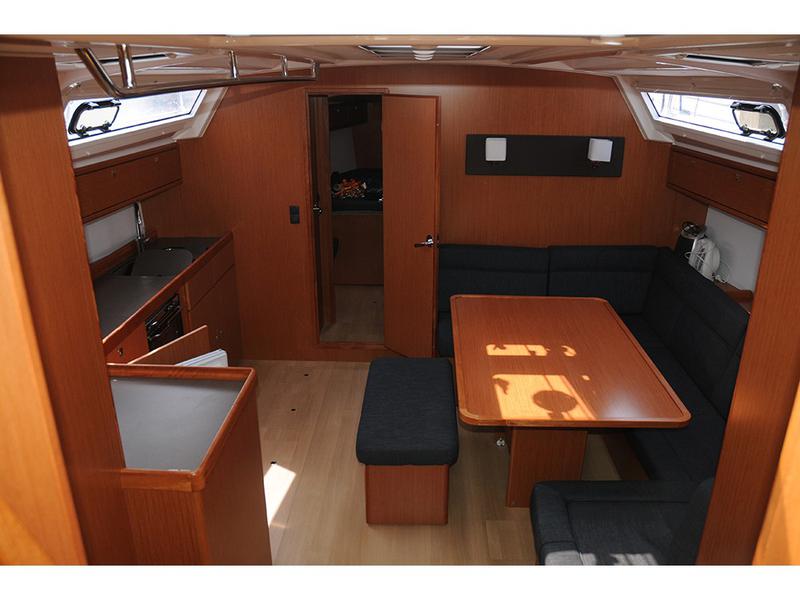 Book yachts online - sailboat - Bavaria Cruiser 46 L - Lucy Ball - rent