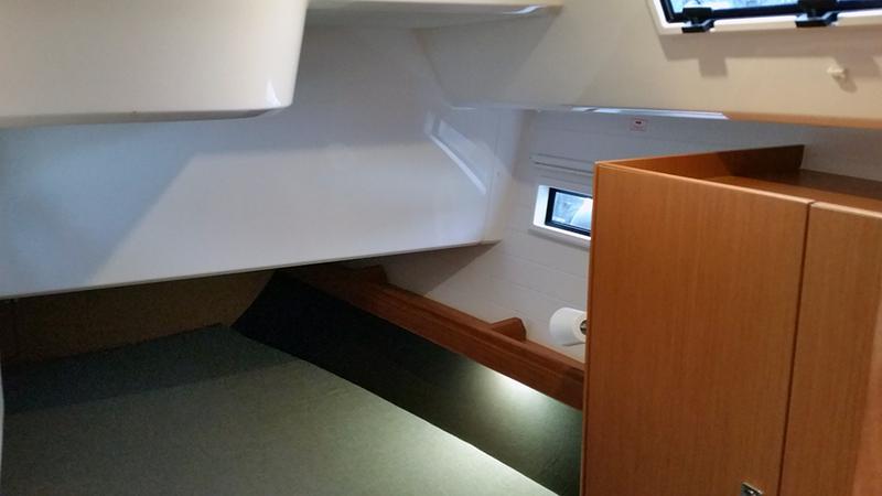 Book yachts online - sailboat - Bavaria Cruiser 41 - Fireball - rent