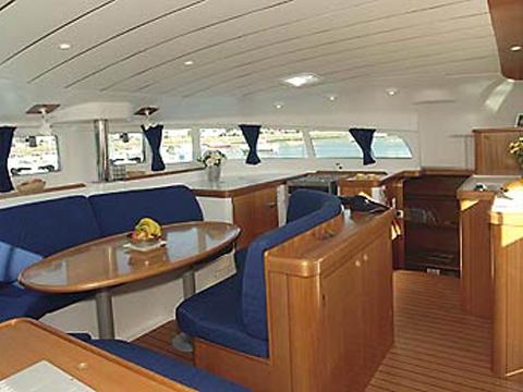 Book yachts online - catamaran - Lagoon 410 - Sofia Cuba - rent
