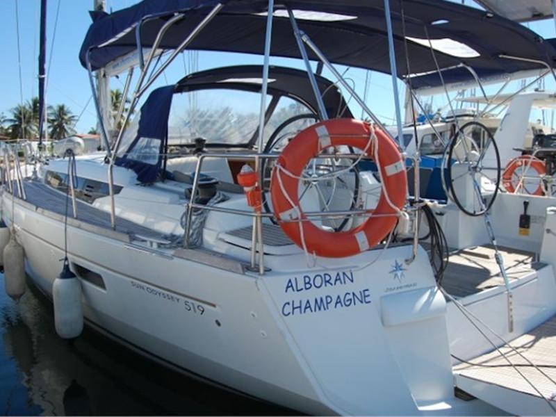 Book yachts online - sailboat - Sun Odyssey 519 - Alboran Champagne (Radazul) - rent