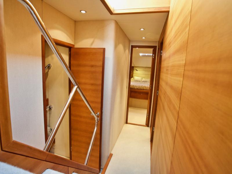 Book yachts online - motorboat - Aicon 64 Fly - Marilyn - rent