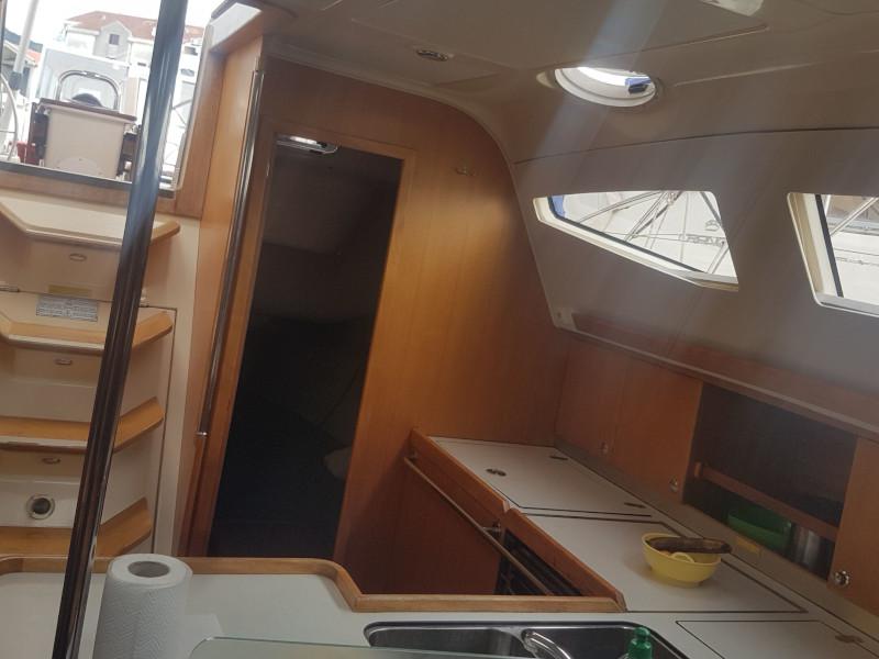 Book yachts online - sailboat - Elan 434 - Rebekka - rent