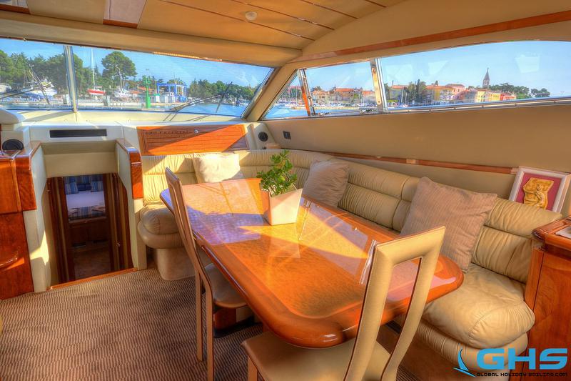 Book yachts online - motorboat - Ferretti 680 - Estella GENERALLY REFIT 2013 - rent