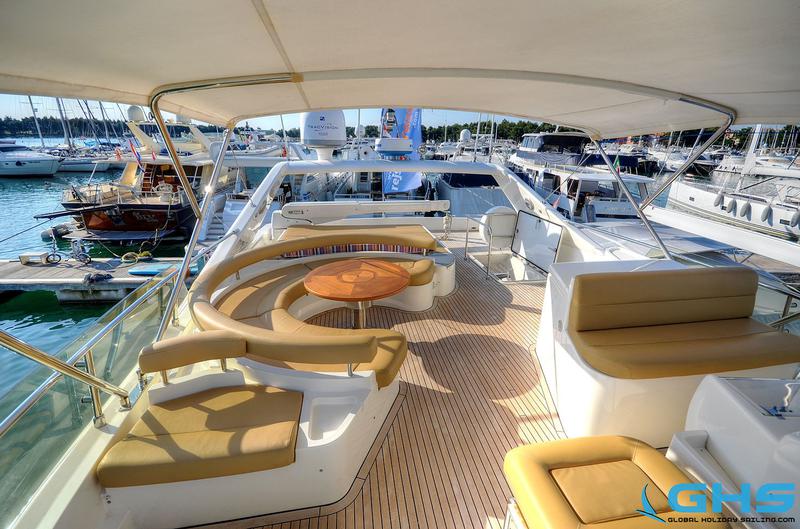 Book yachts online - motorboat - Ferretti 680 - Estella GENERALLY REFIT 2013 - rent