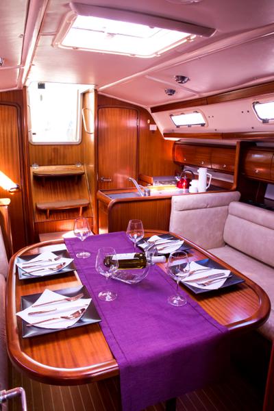 Book yachts online - sailboat - Bavaria 36 - KONSTANTINOS  - rent