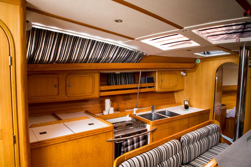 Book yachts online - sailboat - Feeling Kirie 39 - GAMMA  - rent