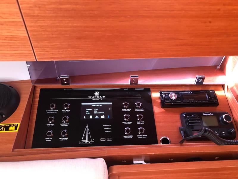 Book yachts online - sailboat - Dufour 360 GL - Sileb - rent