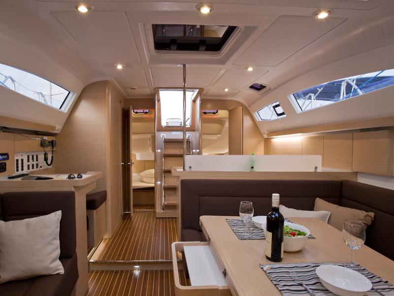 Book yachts online - sailboat - Elan Impression 45 - Lasta - rent