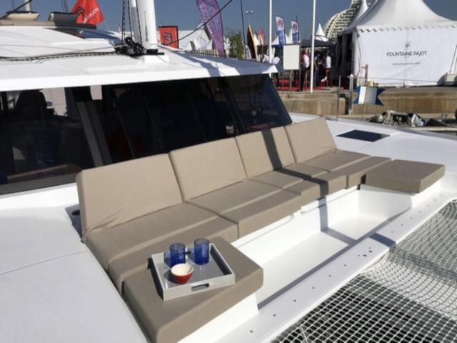 Book yachts online - catamaran - Astréa 42 - Discordia - rent