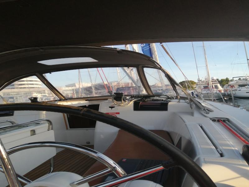 Book yachts online - sailboat - Sun Odyssey 439 - Mario - rent